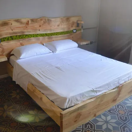 Wineexperience- Wine&Jacuzzi Suite Lecce Esterno foto