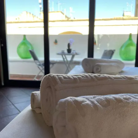 Wineexperience- Wine&Jacuzzi Suite Lecce Esterno foto