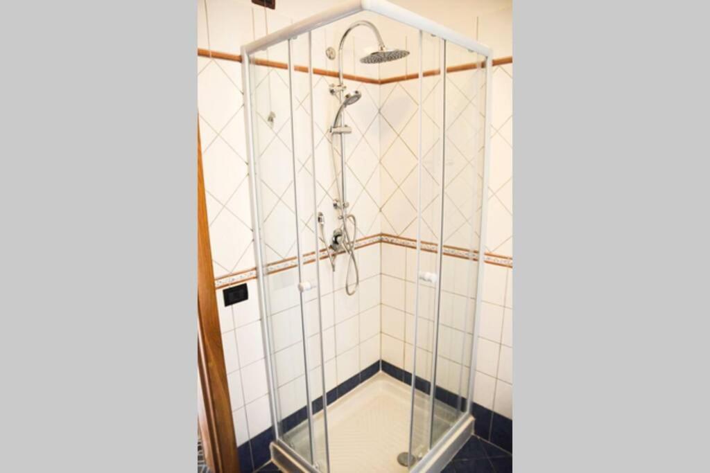 Wineexperience- Wine&jacuzzi Apartamento Lecce
